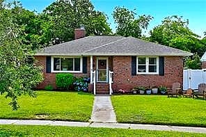 4704 Mayflower RD, Norfolk — 3 bed Residential, 1,371 sqft