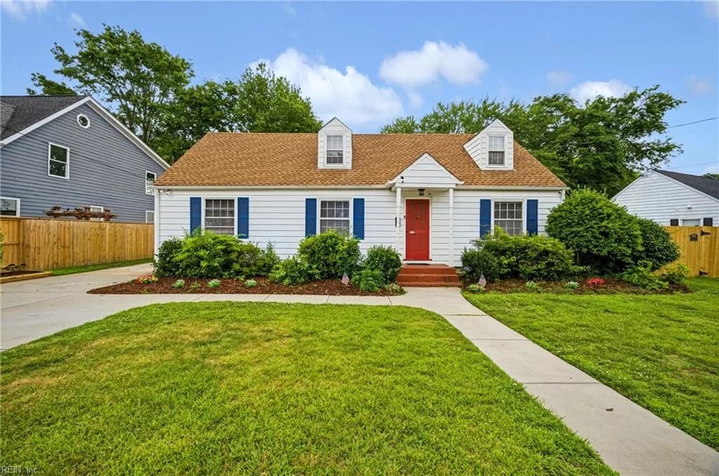8710 Meadow Brook LN, NORFOLK VA 23503 - Photo 2