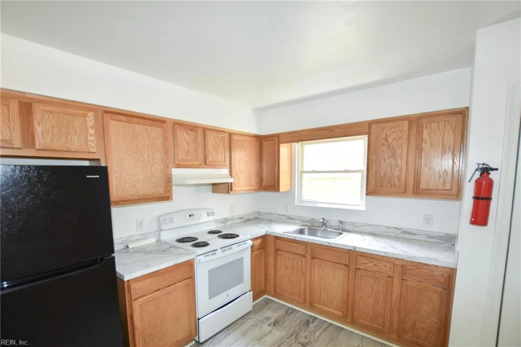 2920 S Cape Henry AVE #A, NORFOLK VA 23509 - Photo 4