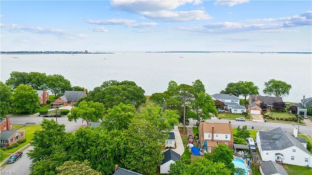 4031 Chesapeake AVE, HAMPTON VA 23669 - Photo 3