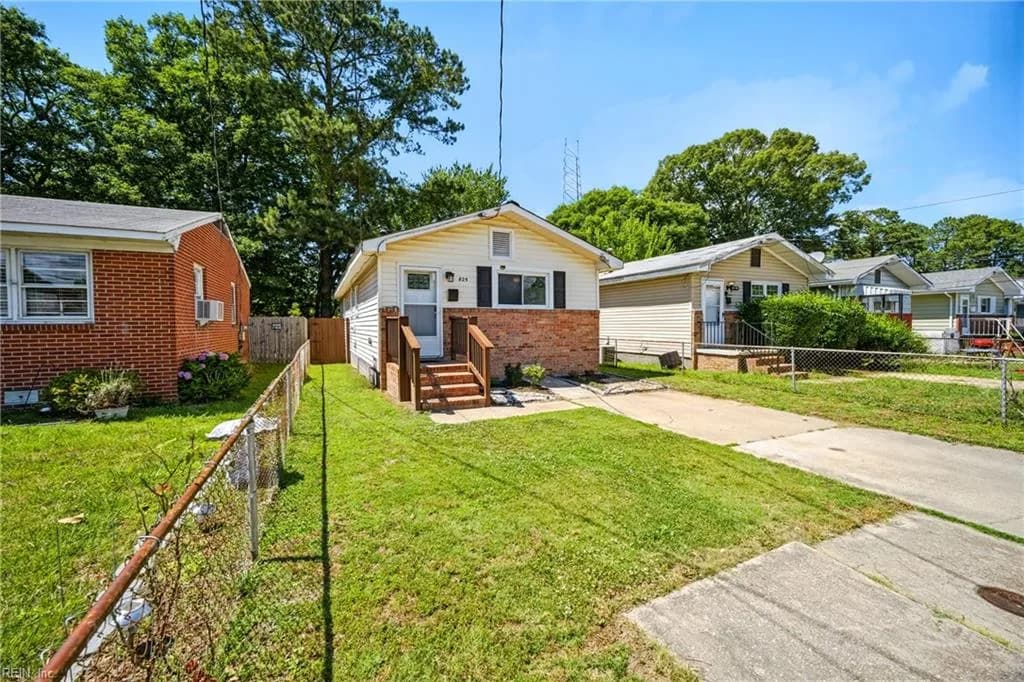 825 North AVE, NEWPORTNEWS VA 23605 - Photo 3