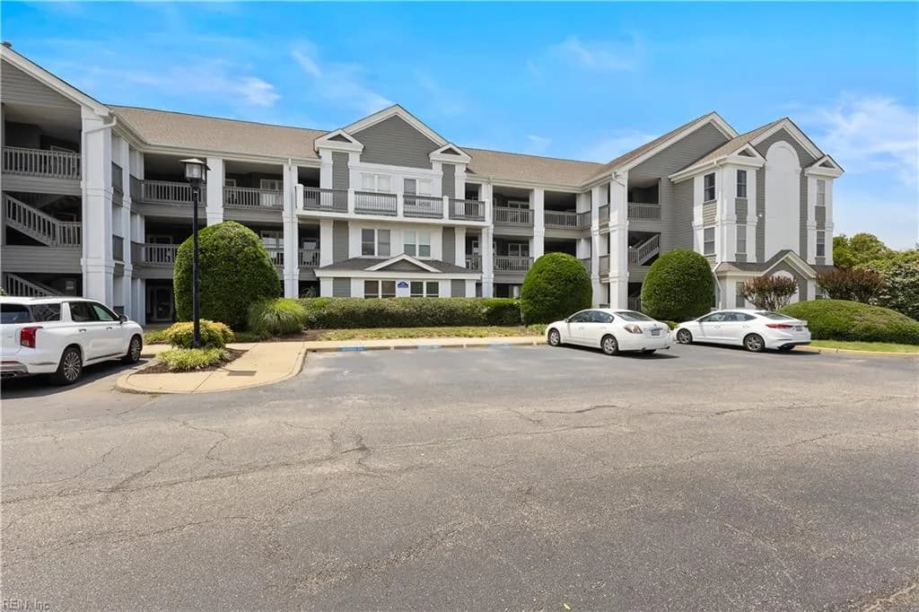 1003 High Dunes QUAY #206, HAMPTON VA 23664 - Photo 3