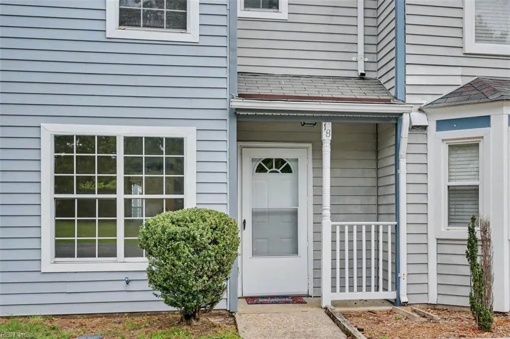 18 Bayview CT, HAMPTON VA 23664 - Photo 5