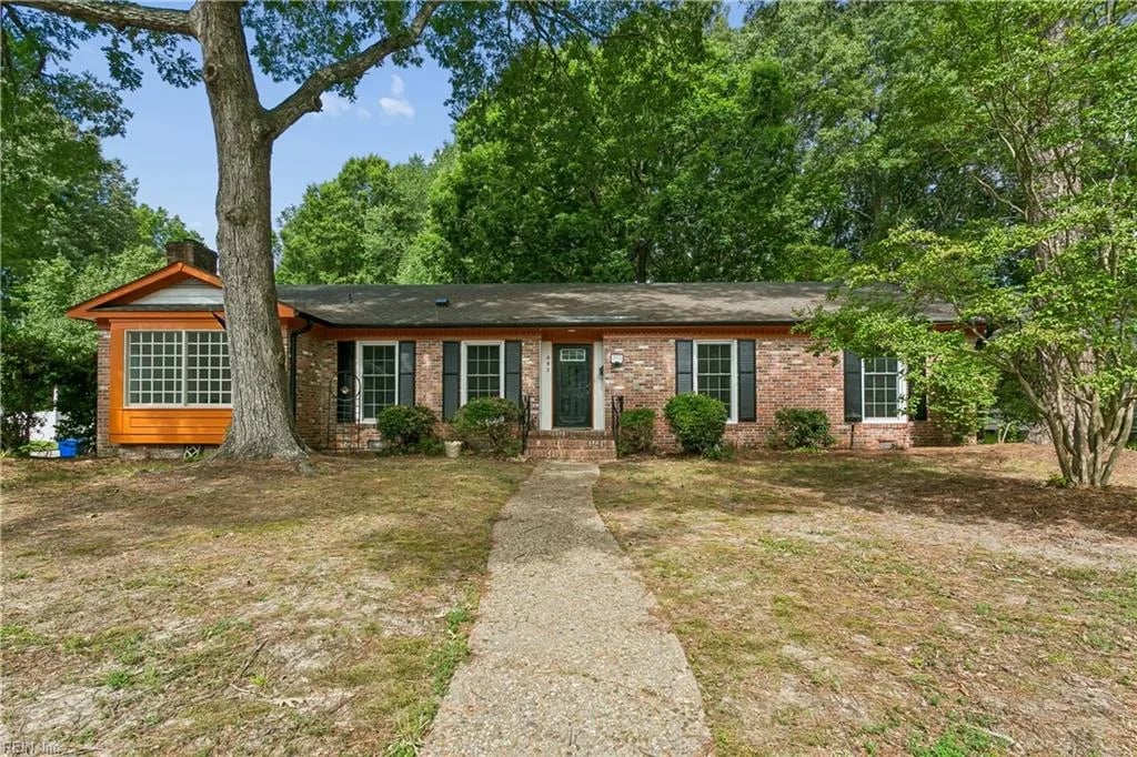 682 Village Green Parkway PW, NEWPORTNEWS VA 23602