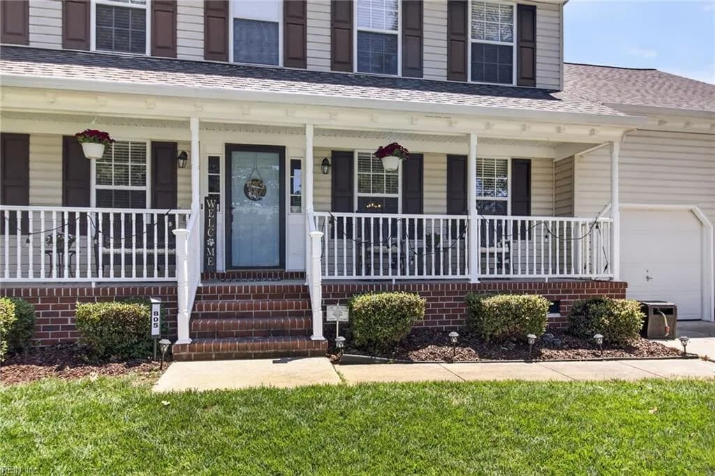 805 Dolph CIR, CHESAPEAKE VA 23322 - Photo 5