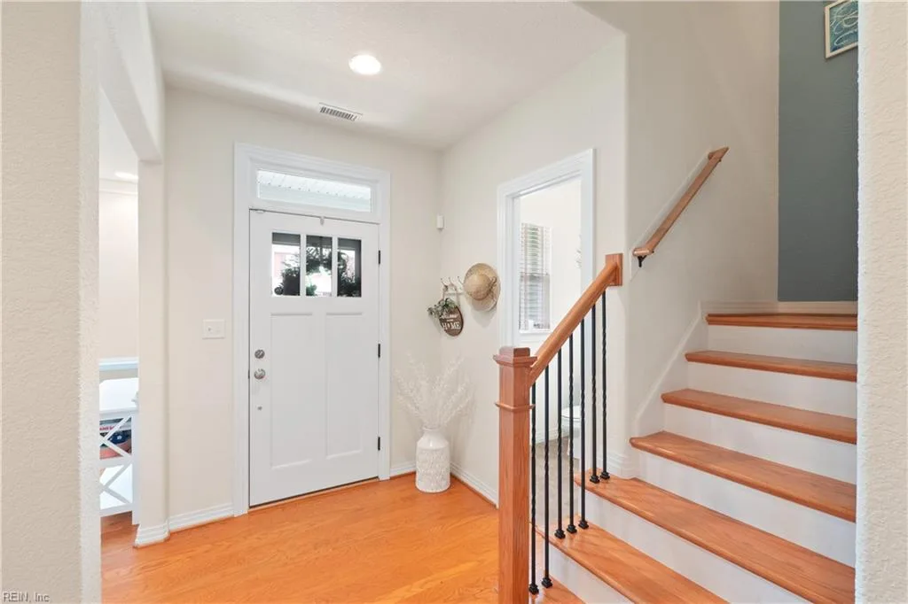 2205 Martlet LN, VIRGINIABEACH VA 23456 - Photo 3