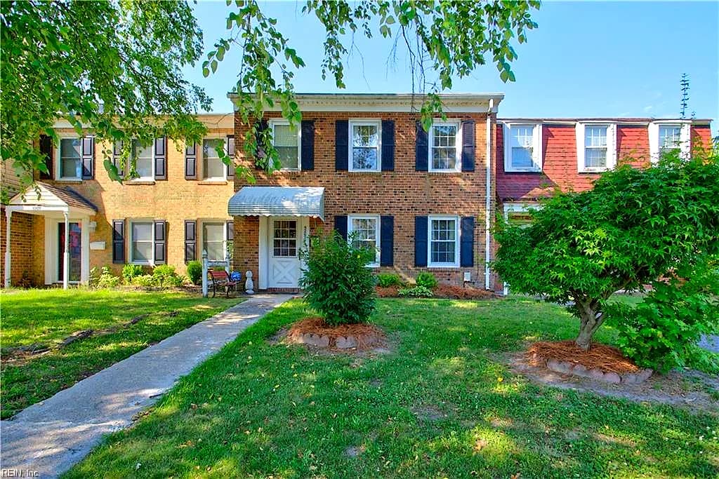 5207 Clover Hill DR, PORTSMOUTH VA 23703 - Main photo