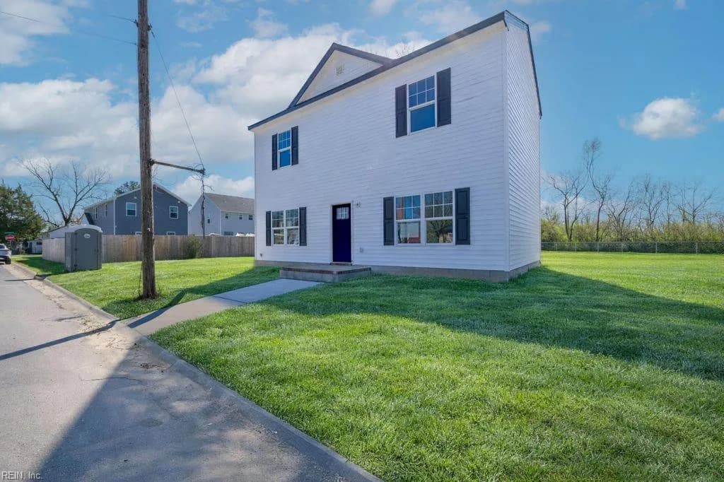 416 Railroad AVE, SUFFOLK VA 23434 - Photo 3