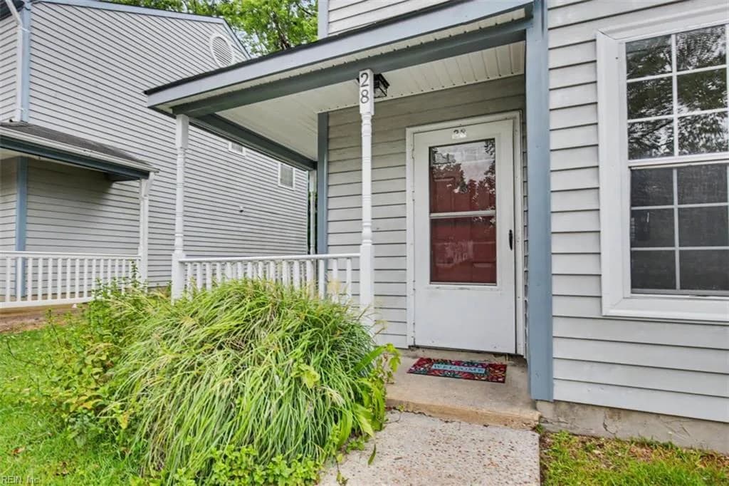 28 Bayview CT, HAMPTON VA 23664 - Photo 4
