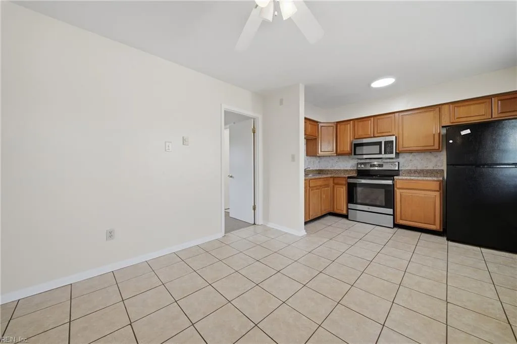 9563 15th Bay ST, NORFOLK VA 23518 - Photo 5