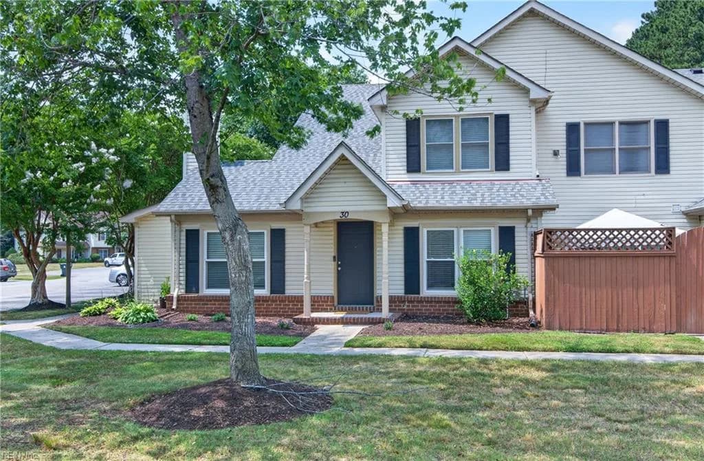 30 Hollis Wood DR, HAMPTON VA 23666 - Photo 3