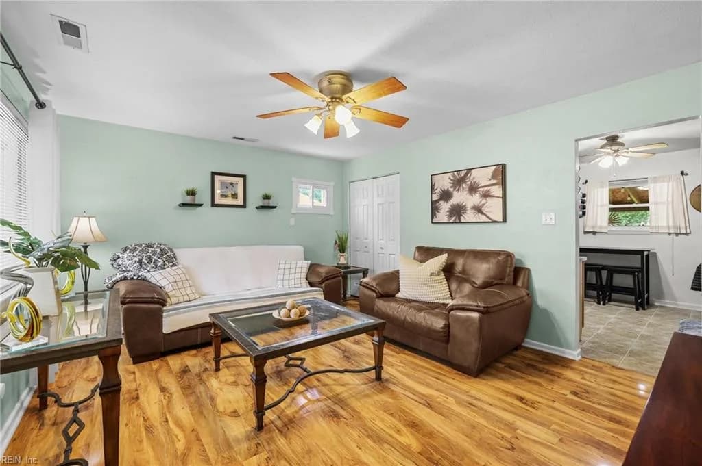 4122 Shawnee RD, CHESAPEAKE VA 23325 - Photo 4