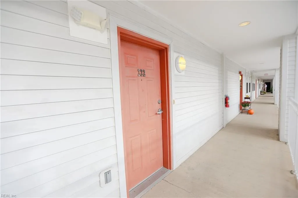 388 Boush ST #222, NORFOLK VA 23510 - Photo 4