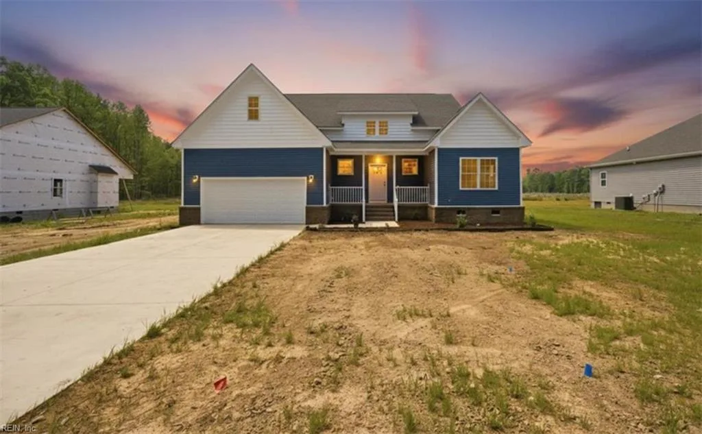 324 Bank ST, WAVERLY VA 23890