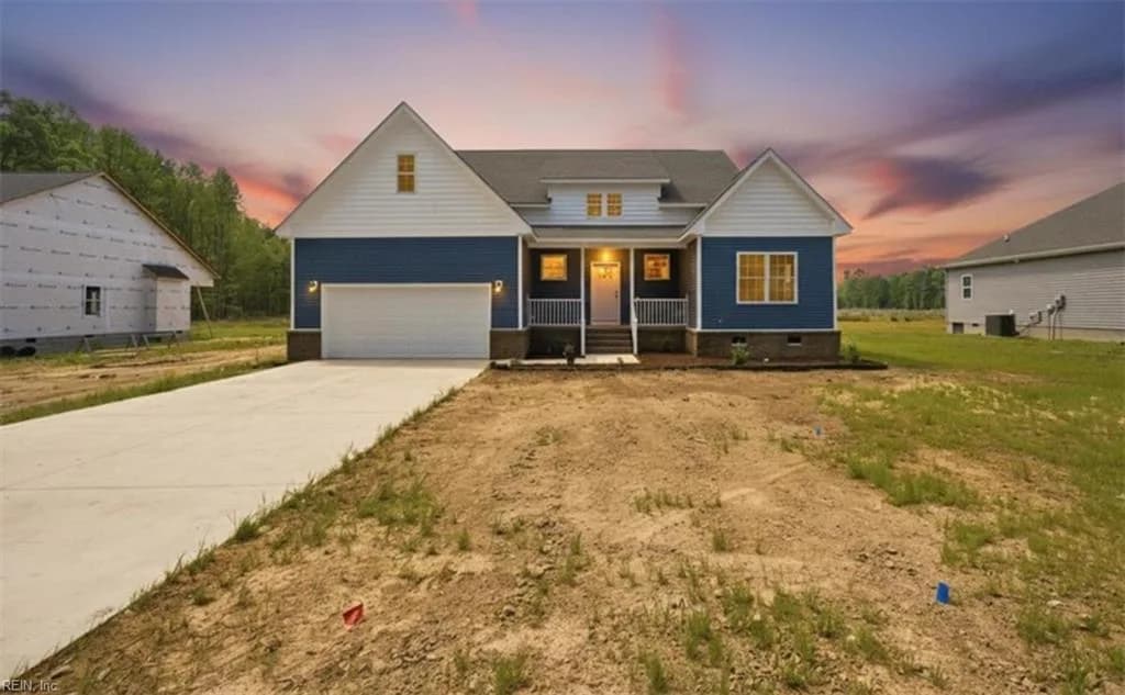 324 Bank ST, WAVERLY VA 23890 - Photo 2