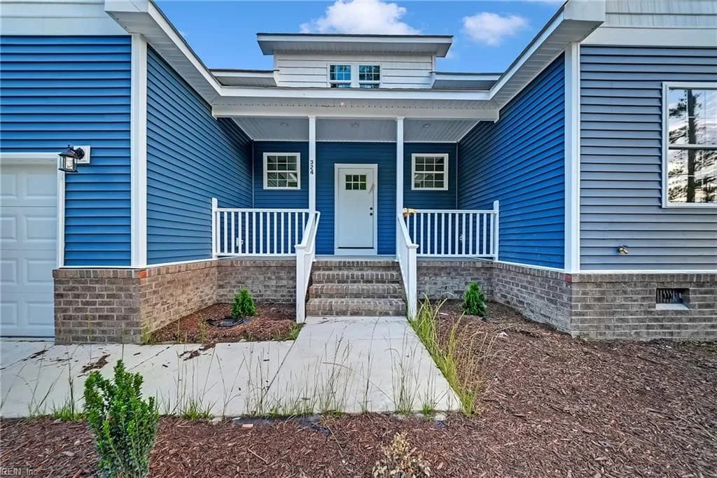 324 Bank ST, WAVERLY VA 23890 - Photo 4
