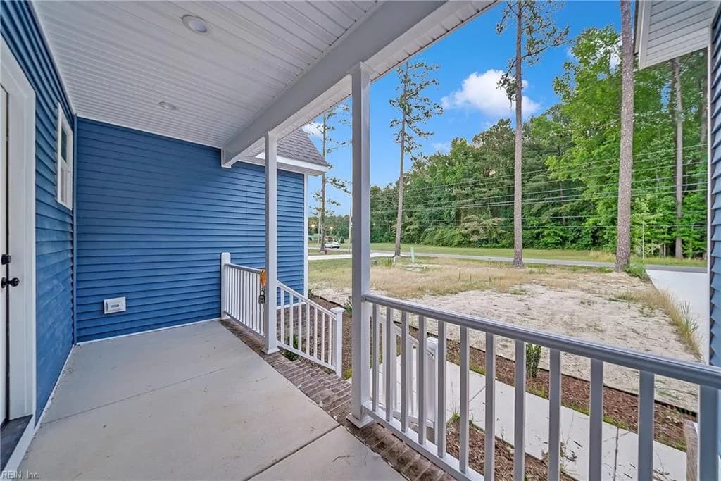 324 Bank ST, WAVERLY VA 23890 - Photo 5