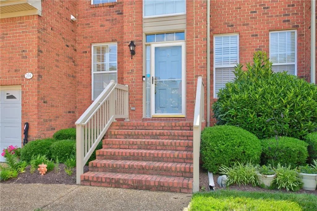 204 Zelkova RD, WILLIAMSBURG VA 23185 - Photo 3