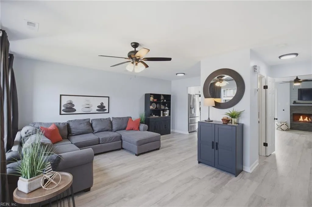 728 Quesnel DR, VIRGINIABEACH VA 23454 - Photo 5