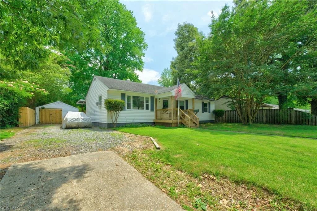 20 Woodhaven RD, NEWPORTNEWS VA 23608 - Photo 3
