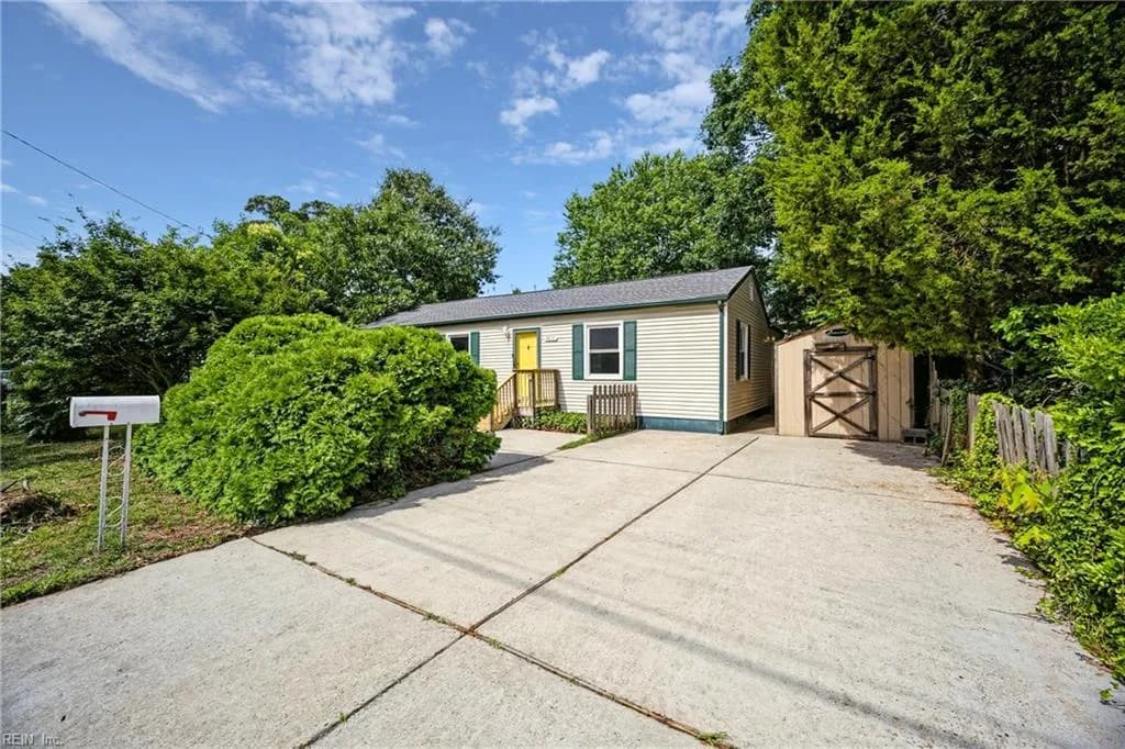 8857 Devon ST, NORFOLK VA 23503 - Main photo