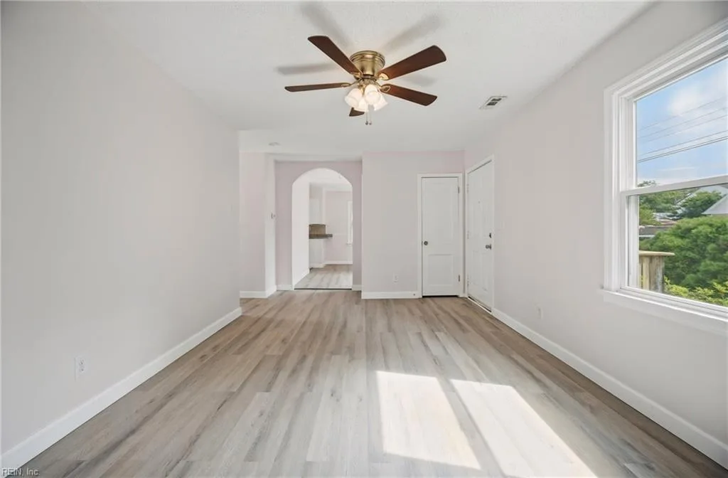 8857 Devon ST, NORFOLK VA 23503 - Photo 5