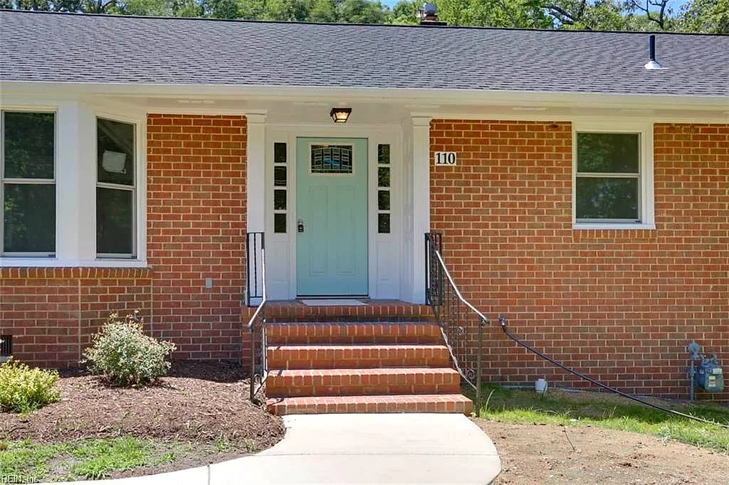 110 Artillery RD, YORKTOWN VA 23692 - Photo 5