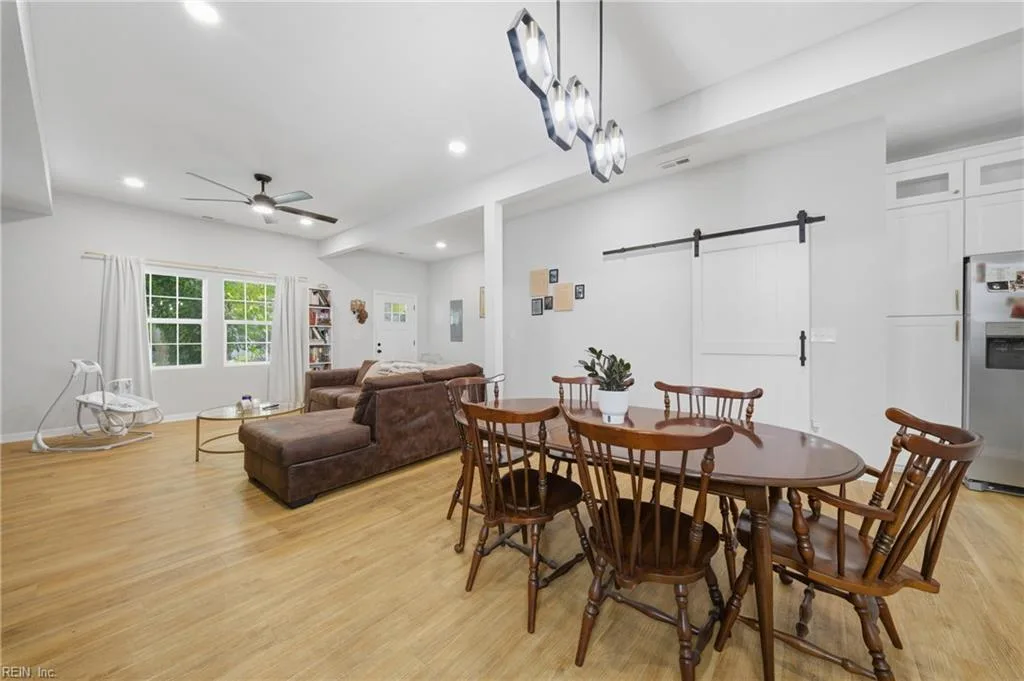 812 Johnson AVE, NORFOLK VA 23504 - Photo 3