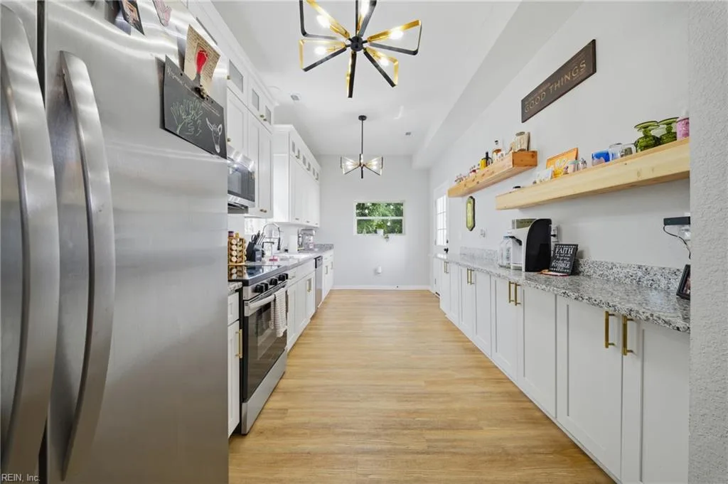 812 Johnson AVE, NORFOLK VA 23504 - Photo 5