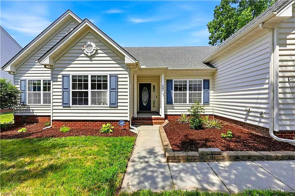 402 Calvin ST, Suffolk — 4 bed Residential, 2,056 sqft