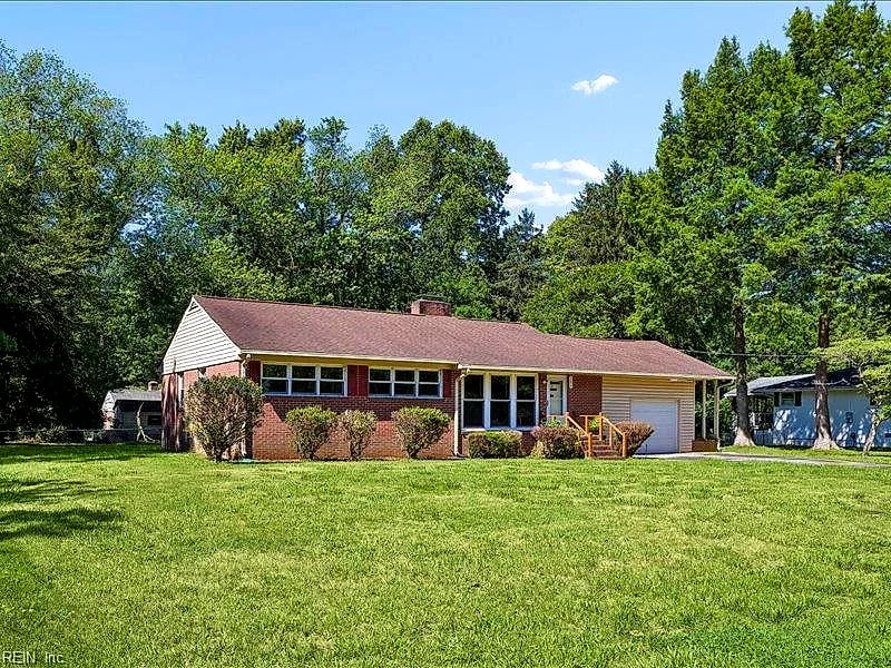 122 Stanley DR, Williamsburg — 3 bed Residential, 1,395 sqft