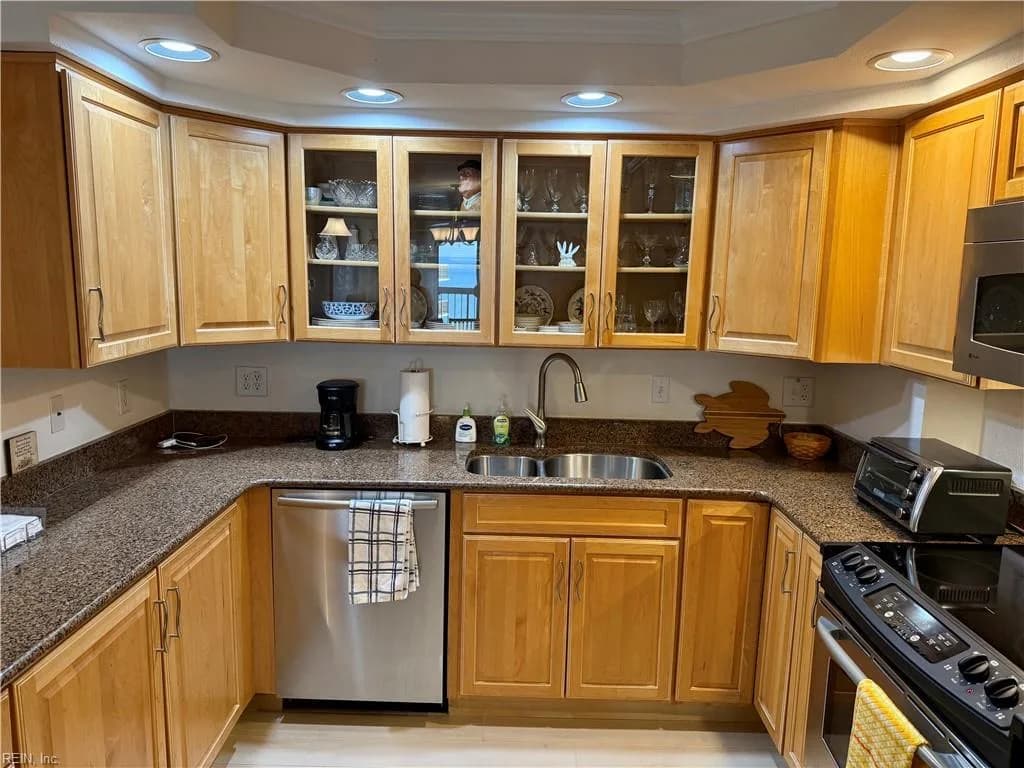 2830 Shore DR #706, VIRGINIABEACH VA 23451 - Photo 5