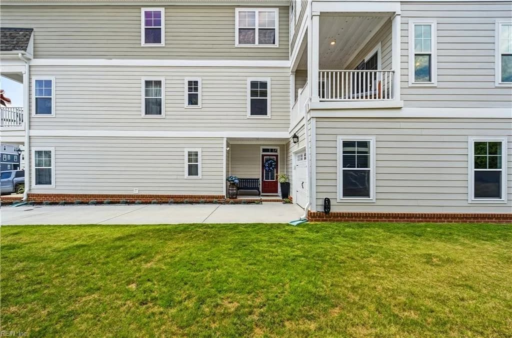 106 Genoa CT, YORKTOWN VA 23693 - Photo 4
