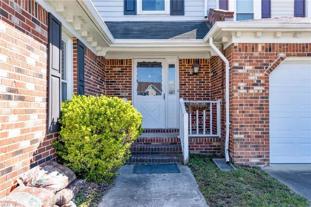 307 Pratt CT, VIRGINIABEACH VA 23452 - Photo 2
