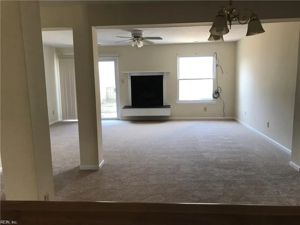 1607 Aldrich LN, VIRGINIABEACH VA 23454 - Photo 4