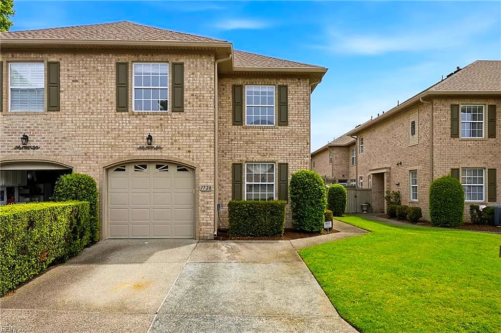 1728 Honorary CT, Virginia Beach — 3 bed Residential, 2,008 sqft