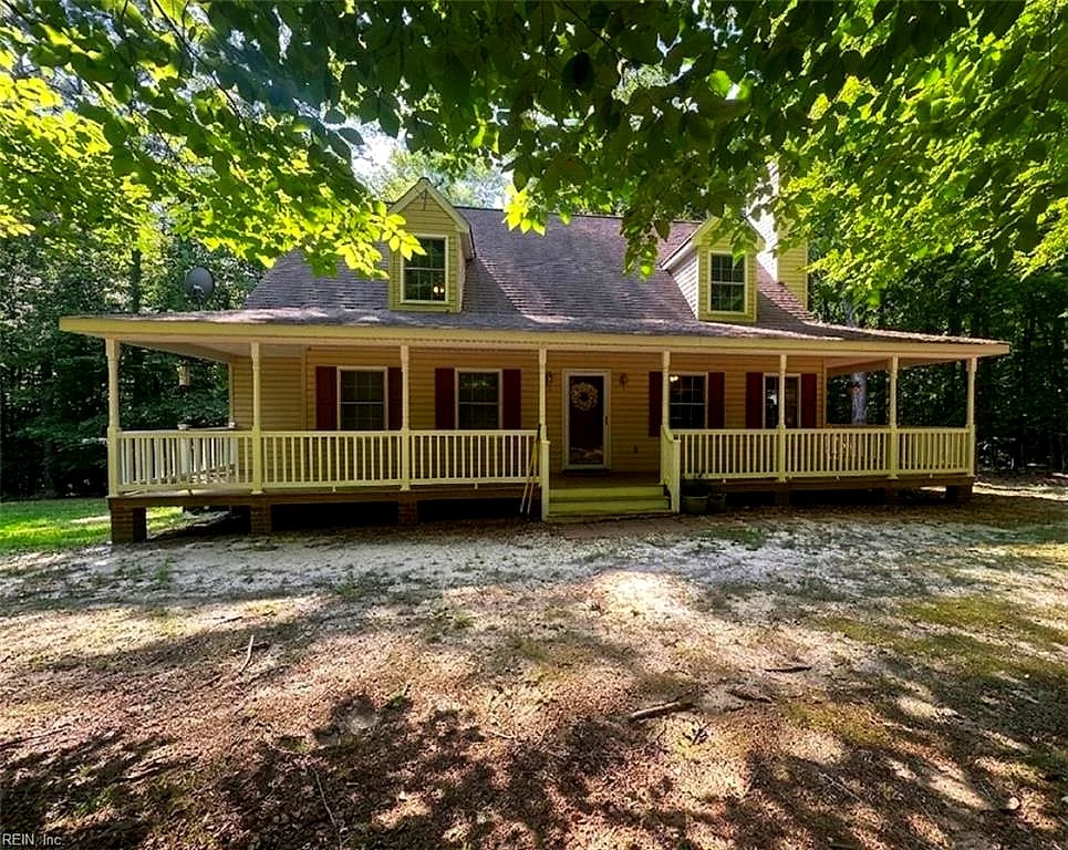 8811 Chipsin PATH, GLOUCESTER VA 23061