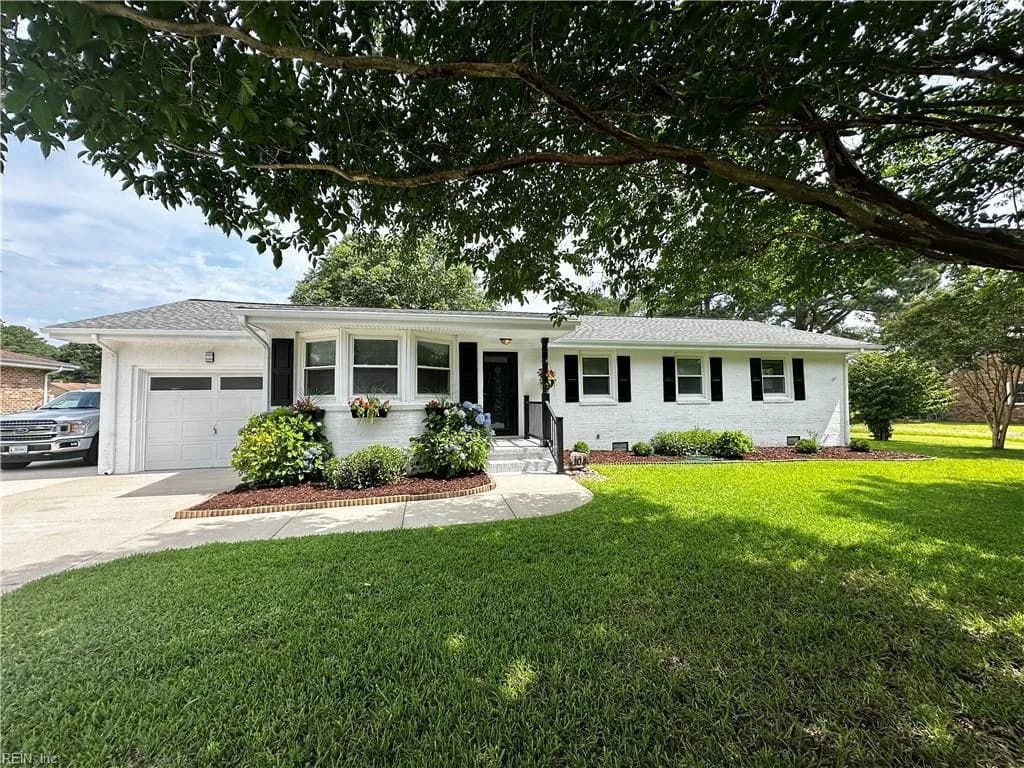 104 Windsor RD, PORTSMOUTH VA 23701 - Main photo