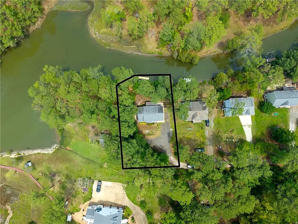 9283 Diane AVE, HAYES VA 23072 - Photo 4