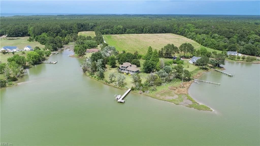 26450 Moore Farm LN, ONANCOCK VA 23417 - Photo 2