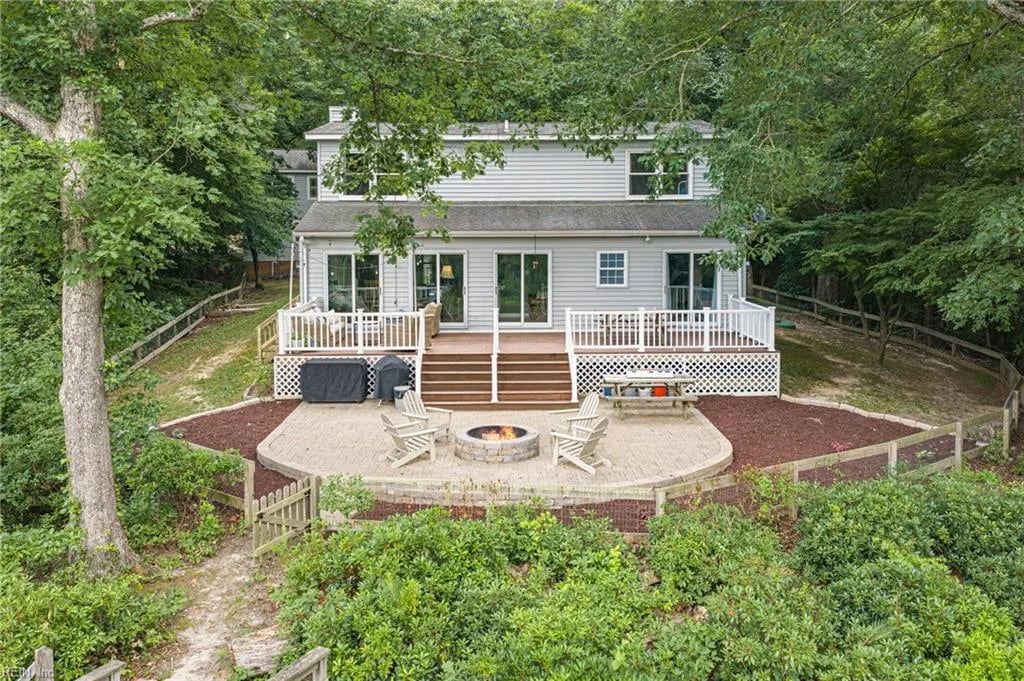 70 Mill Ridge RD, HARTFIELD VA 23071