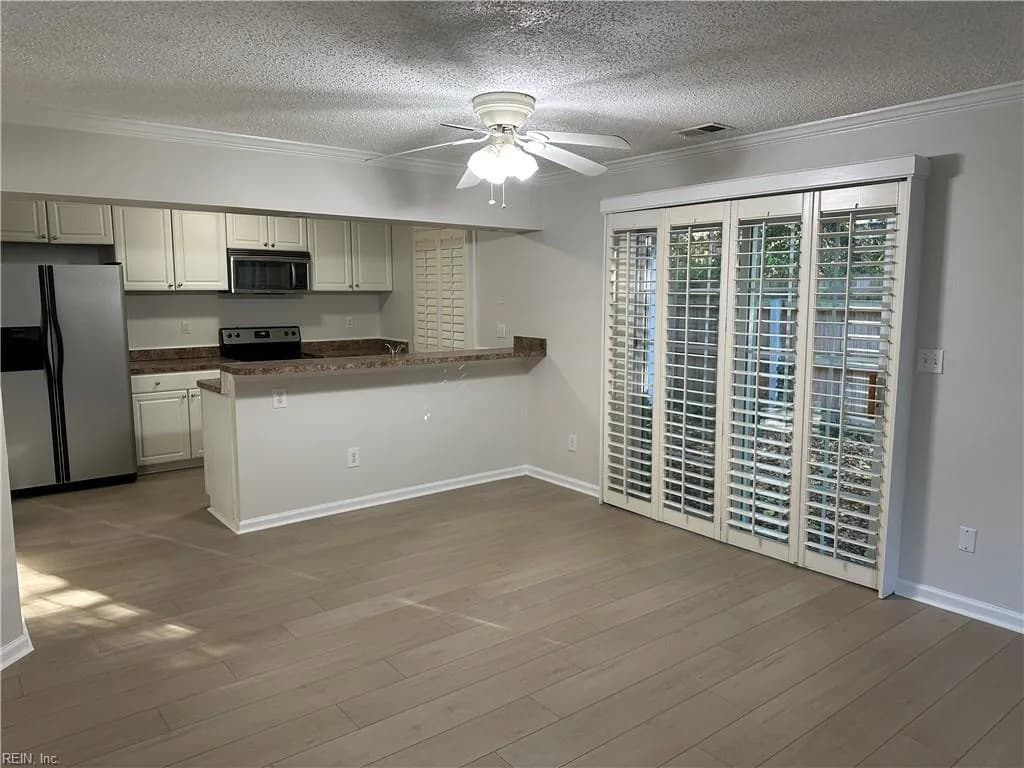 706 Gemstone LN, VIRGINIABEACH VA 23462 - Photo 4