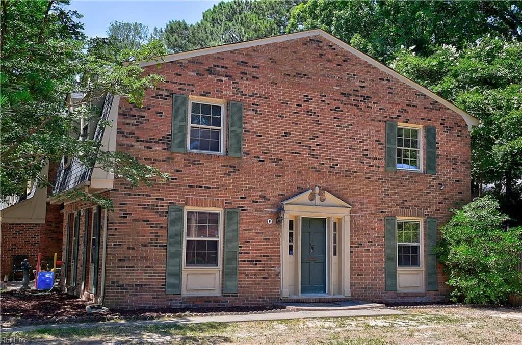 398 Deputy LN #F, NEWPORTNEWS VA 23608 - Main photo
