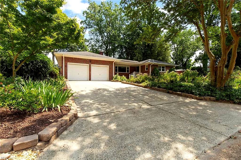 43 Patton DR, NEWPORT NEWS VA 23606 - Main photo