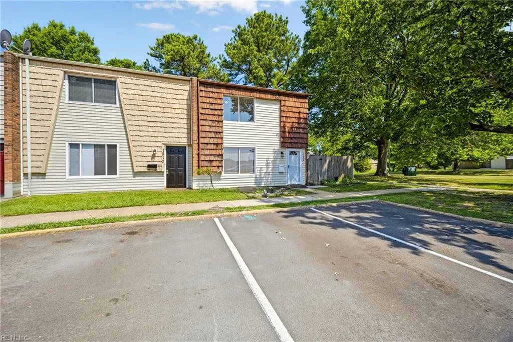 1208 Green Cedar LN, VIRGINIABEACH VA 23453 - Photo 3
