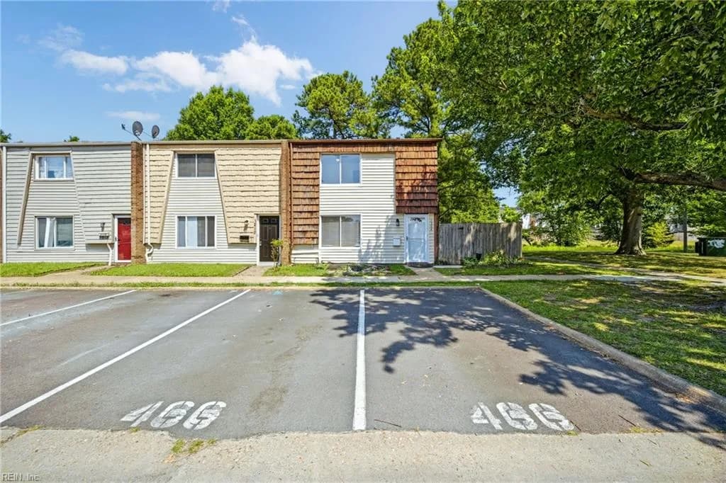 1208 Green Cedar LN, VIRGINIABEACH VA 23453 - Photo 4