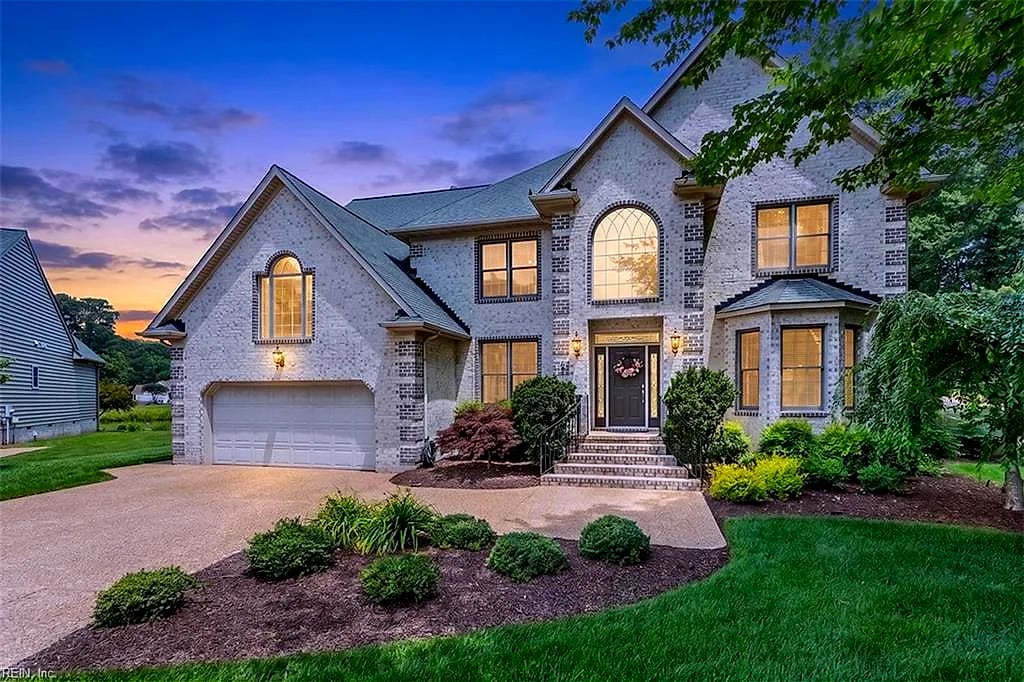 120 Brian Wesley CT, YORKTOWN VA 23693