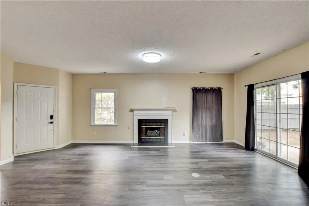 922 Willow PT, NEWPORTNEWS VA 23602 - Photo 4