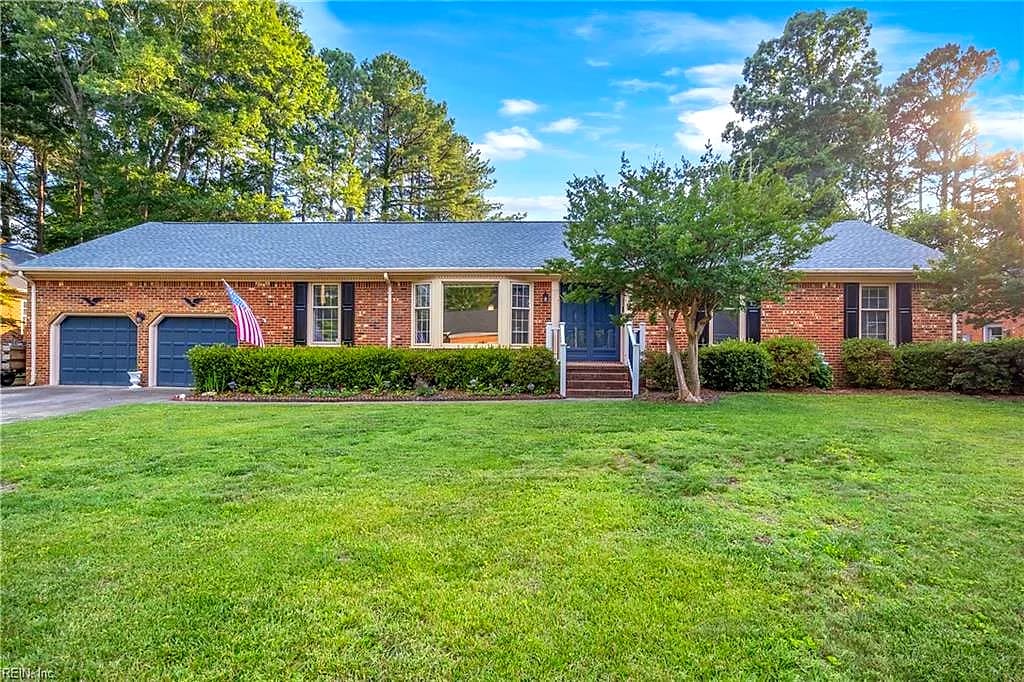 3208 Meadowbrook LN, CHESAPEAKE VA 23321 - Main photo