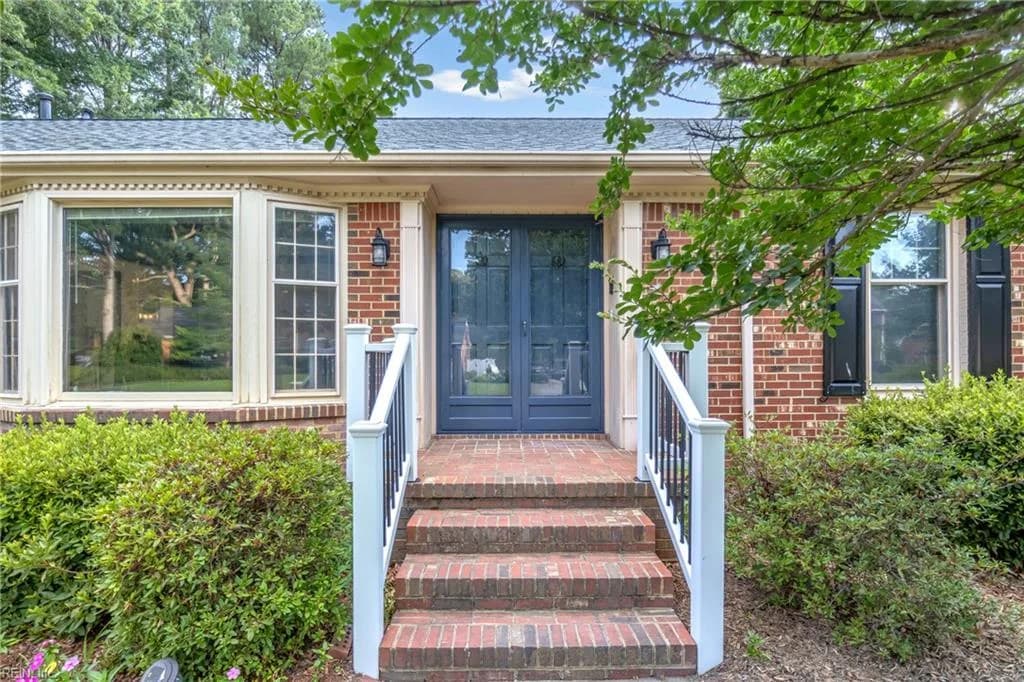 3208 Meadowbrook LN, CHESAPEAKE VA 23321 - Photo 3